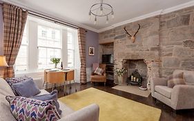 Rose Apartment